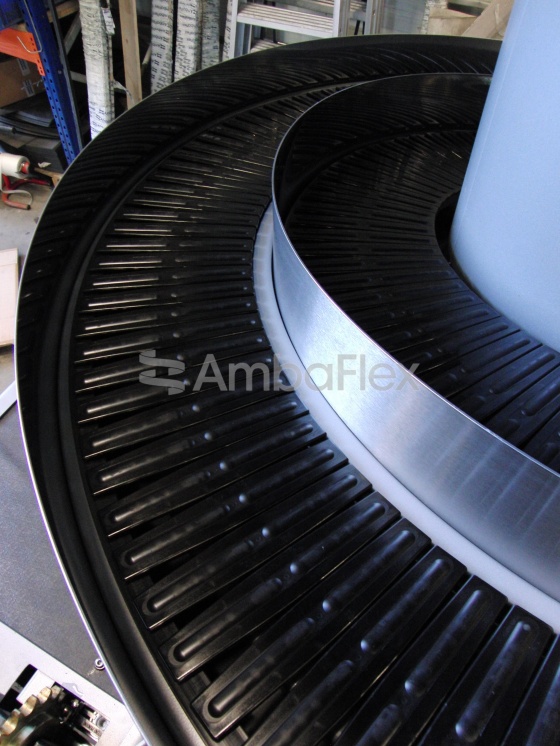 All-purpose spiral conveyor for medium to large products